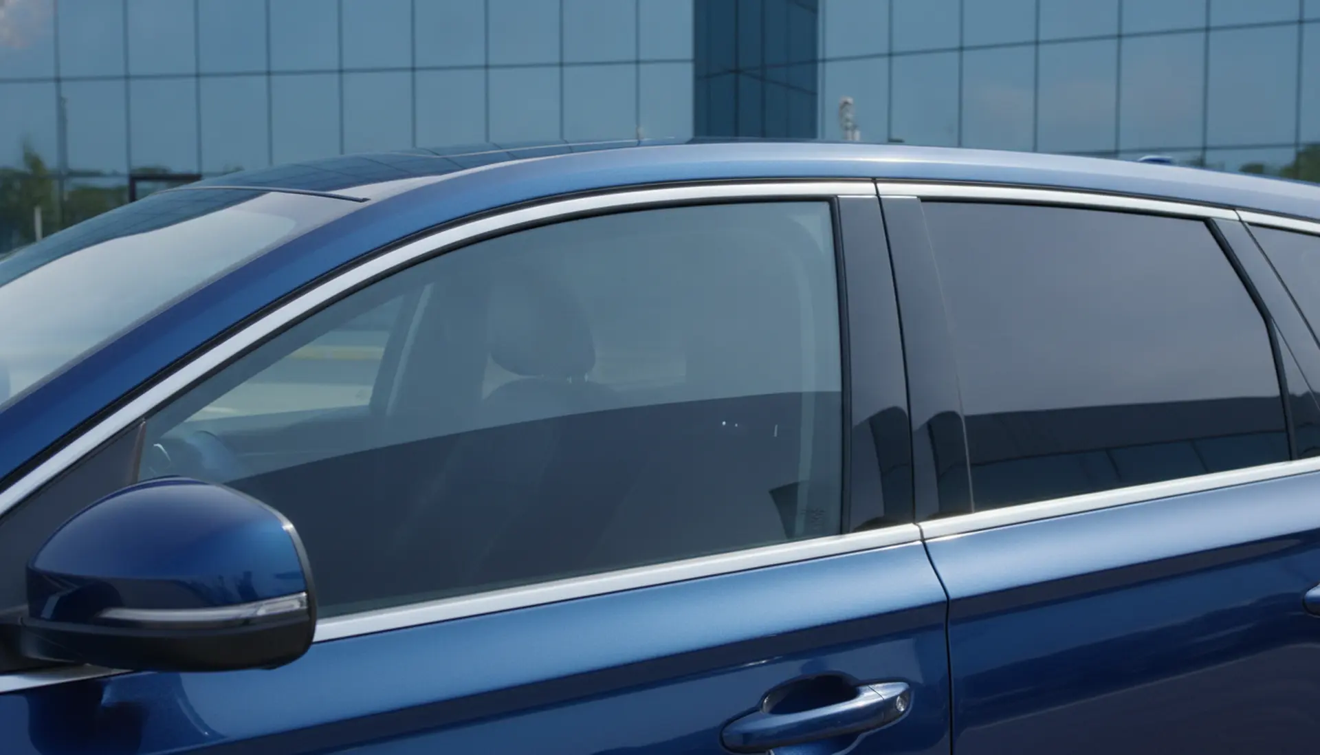 Polarizado de Autos: Corte de Calor Infrarrojo y Blindaje Antiasalto para Flotas Corporativas